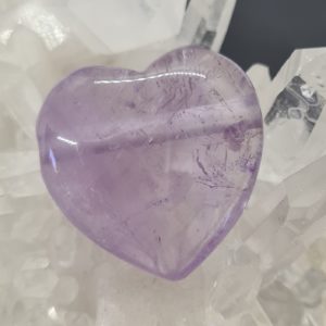 Amethyst Herz gebohrt