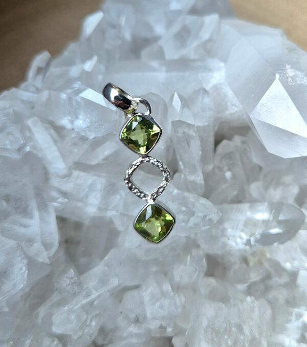 Peridot Anhänger kaufen
